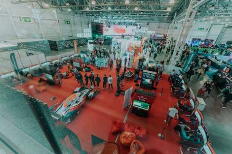 Репортаж с киберспортивного турнира. G-Drive SMP Racing